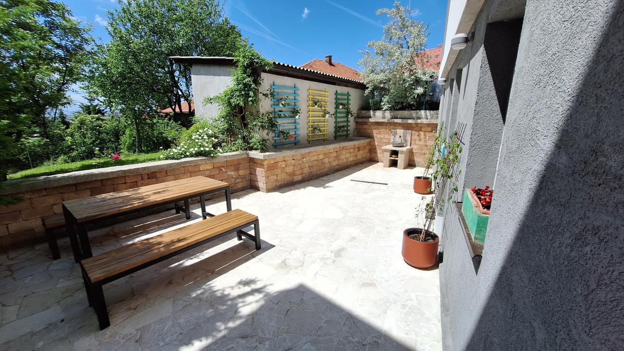 Residence Lubina Сараево Екстериор снимка